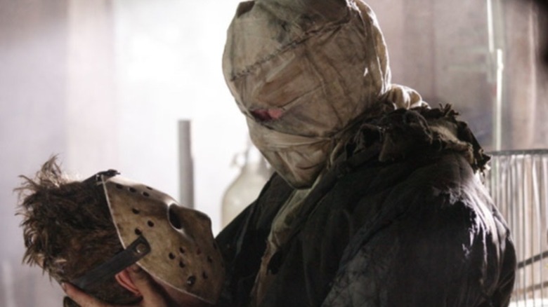 Jason contempla
