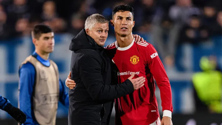 Cristiano-Ronaldo-Ole-Gunnar-Solskjaer-11222021-Getty-FTR