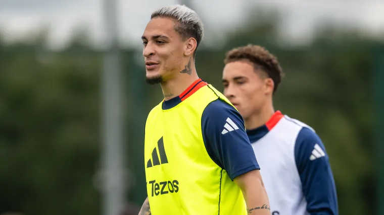 Man United explore January exit options for struggling star Feargal.webp