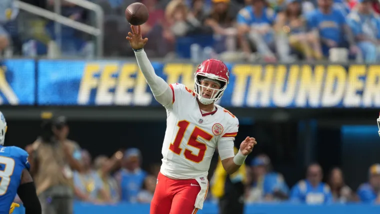Mahomes 100224 Mahomes 100224
