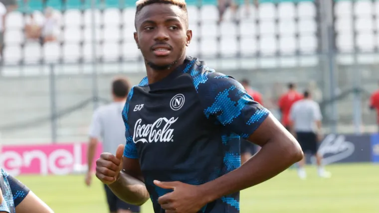 Napoli valora a Victor Osimhen en medio de los planes de transferencia del Chelsea para 2025.webp
